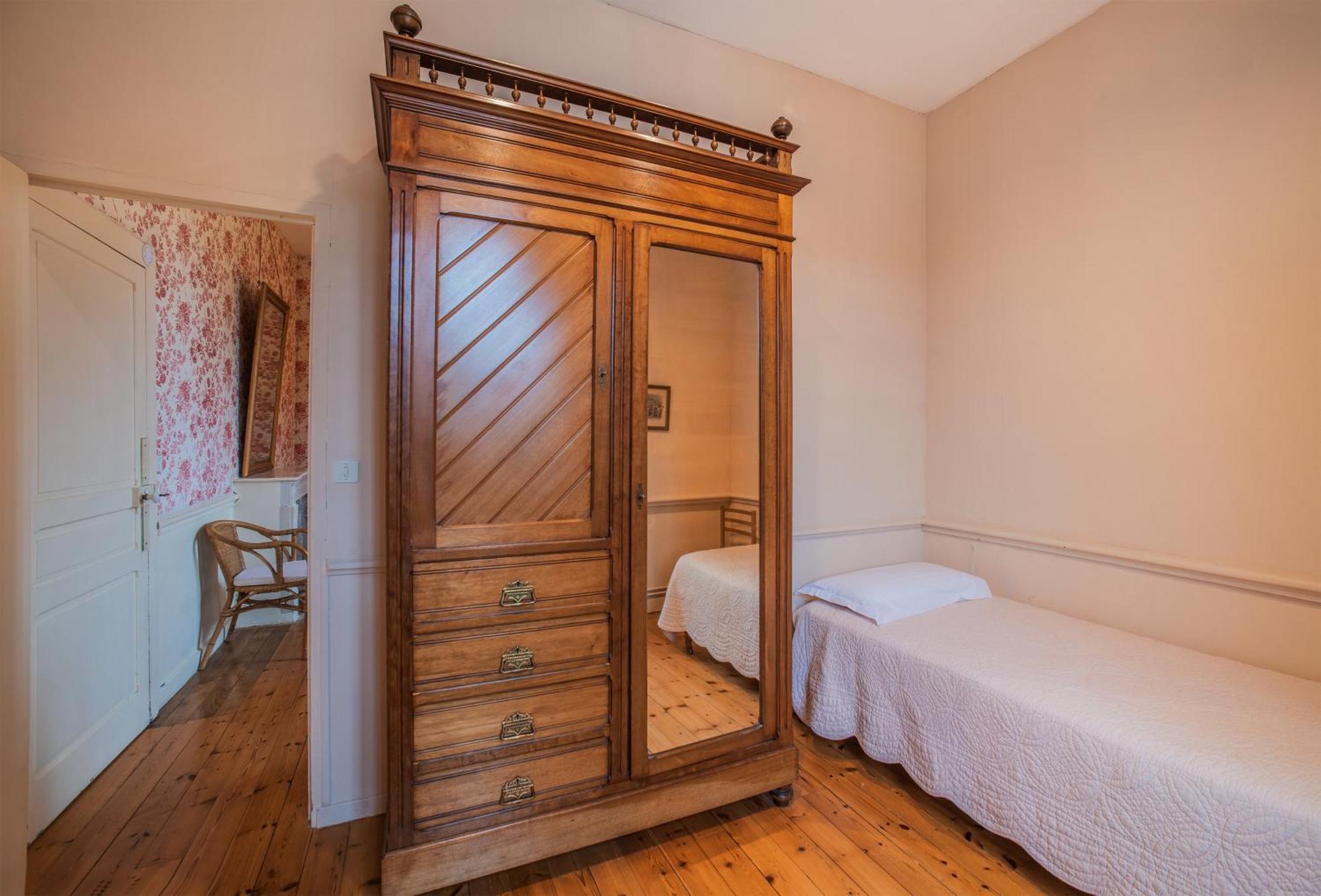 Holiday Home Chateau De Bouceel Mont Saint Michel Vergoncey Kamer foto