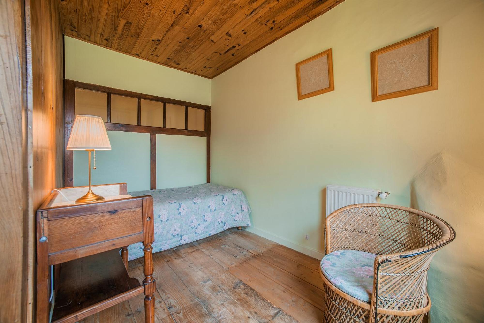 Holiday Home Chateau De Bouceel Mont Saint Michel Vergoncey Kamer foto